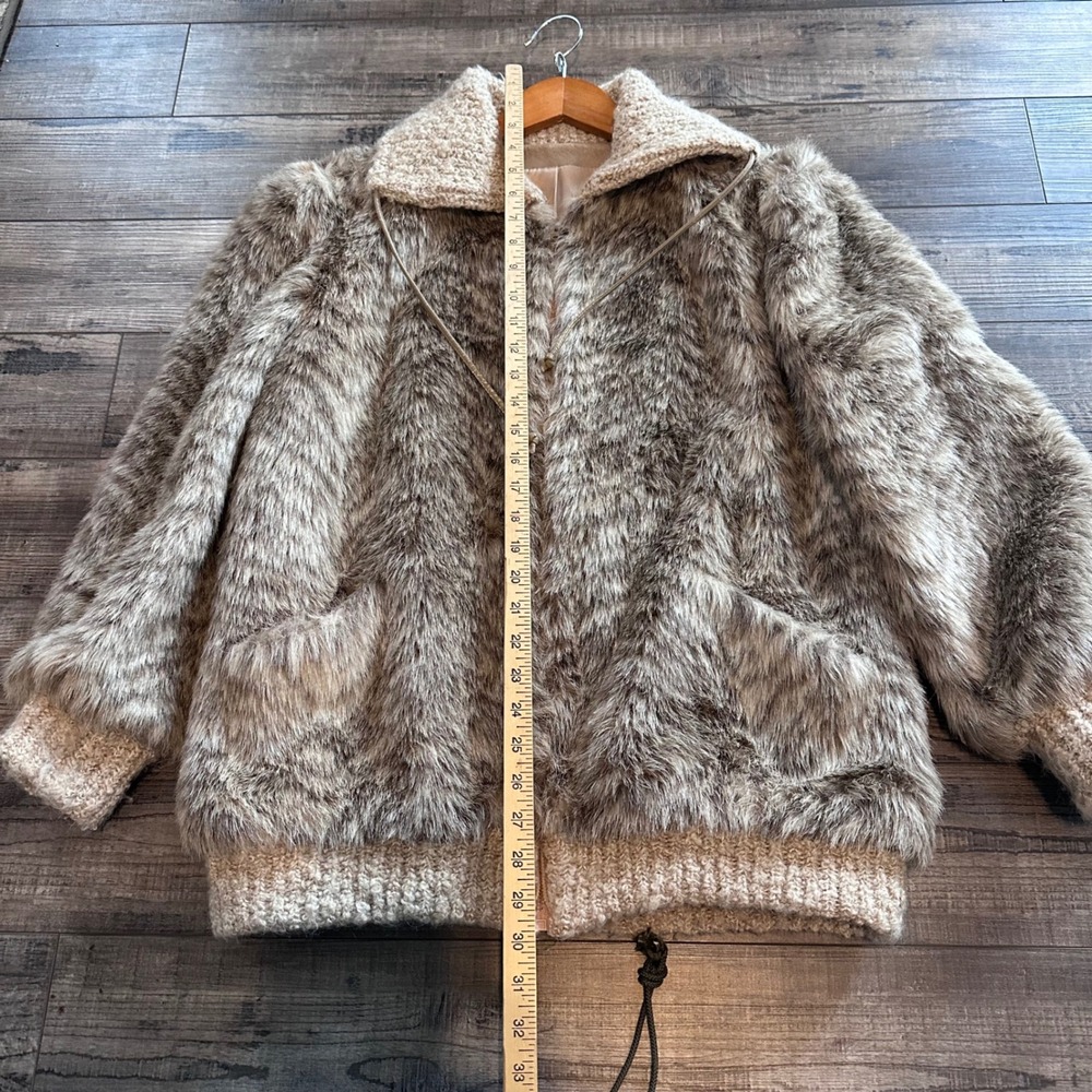 Lifestyle 80 by Andrea Ungar Faux Fur Jacket Zig Zag Pattern Knit Collar & Cuffs - Picture 9 of 14